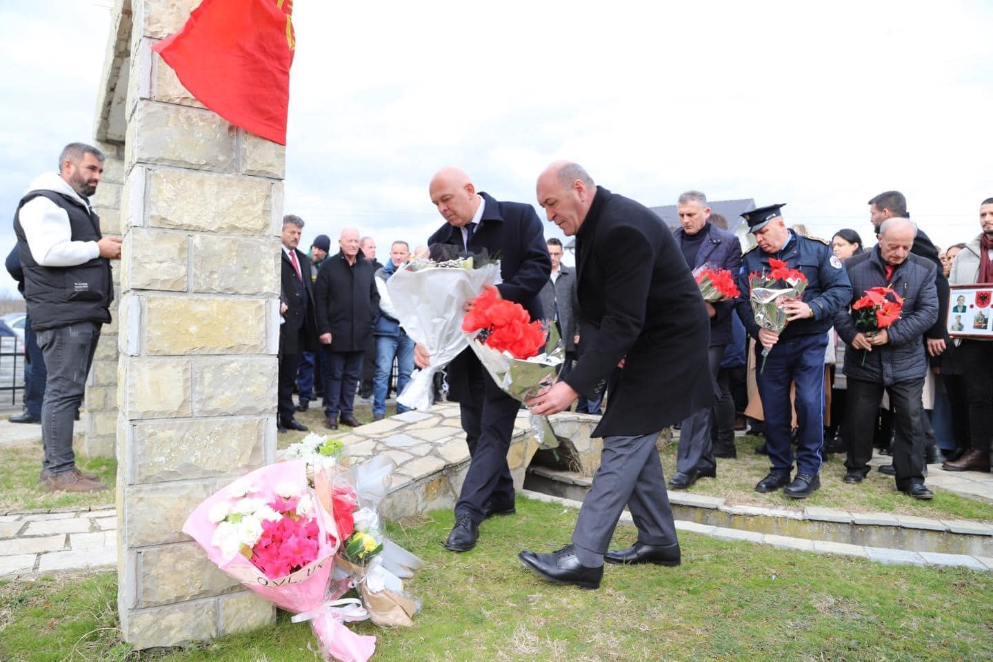 Përkujtohen 30 dëshmorët e rënë më 27, 28 dhe 29 Janar 1999