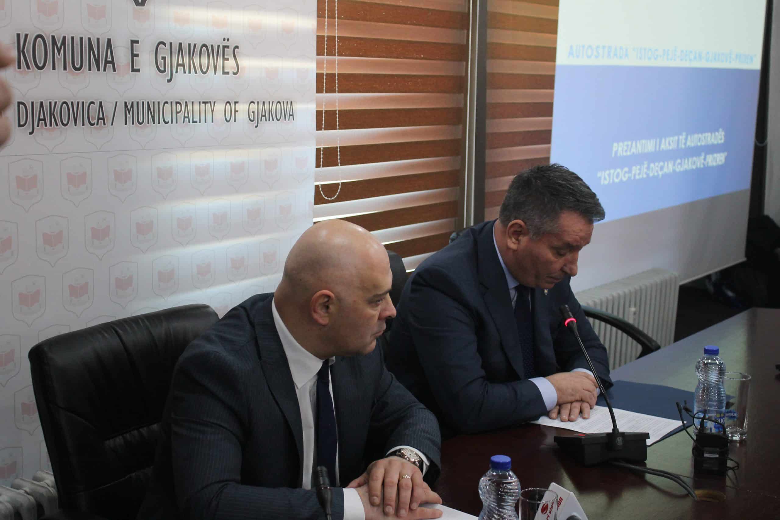 Održana je javna rasprava za autoput regiona Dukađinija